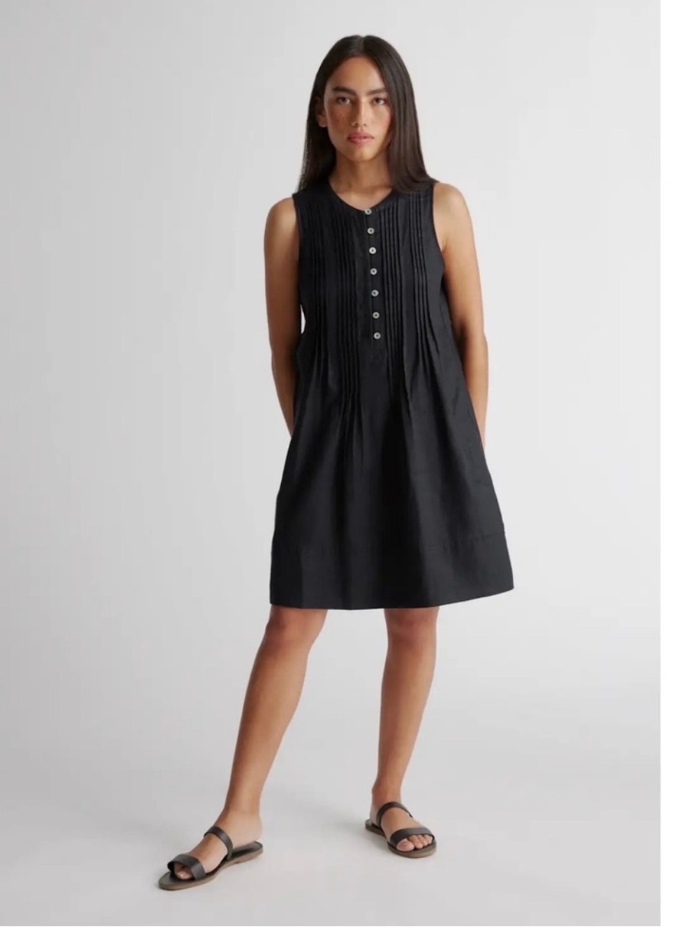 Euc Quince Black 100% Linen Sleeveless Swing Dress Pintuck Button Front small
